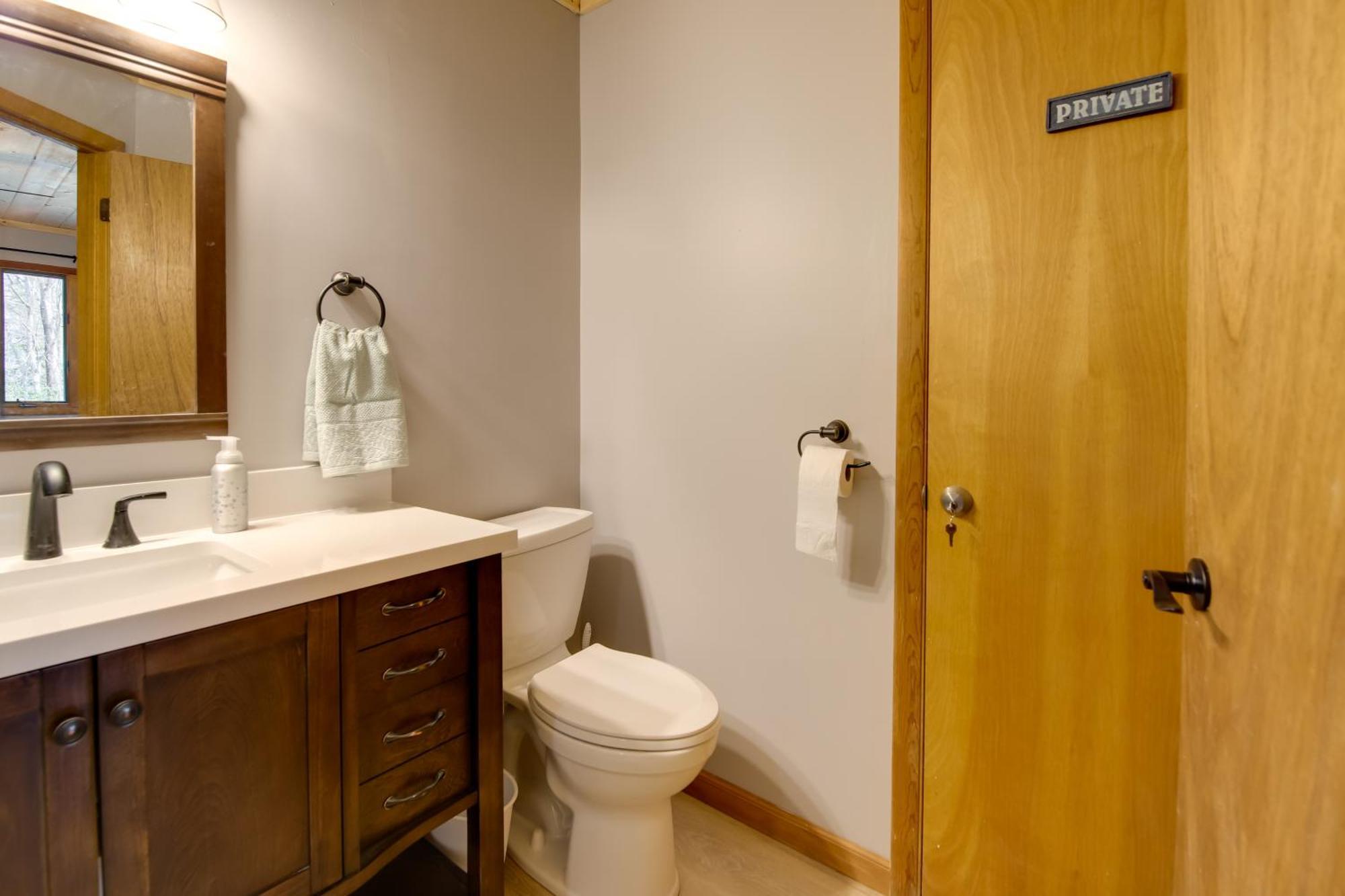 Gatlinburg Mountain Cabin With Hot Tub, Deck And Games Zewnętrze zdjęcie